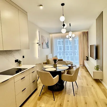 Silesia Prime Global 15 Pietro Wifi Garage Centrum Katowic Spodek Katowice