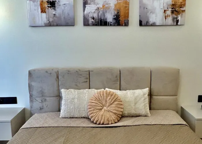 Silesia Prime Global 15 Pietro Wifi Garage Centrum Katowic Spodek *